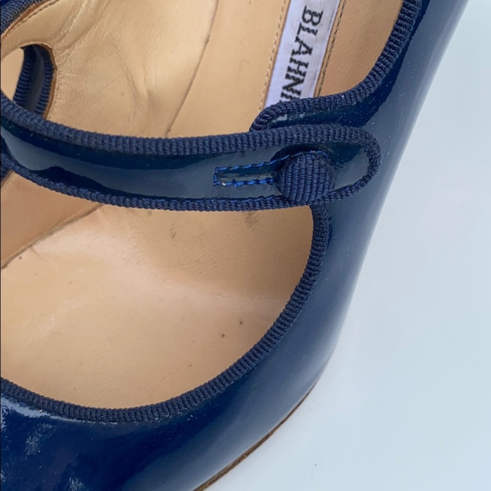 Manolo Blahnik "Campari" Mary Janes in Blue patent - Picture 4 of 9
